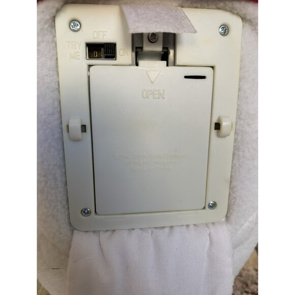 Coca-Cola Musical Polar Bear Jazz Band Sax Player Christmas Decor Music Works - Picture 10 of 14